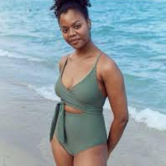 (NWT) Aerie Wrap One Piece Swimsuit in Olive - Picture 2 of 5